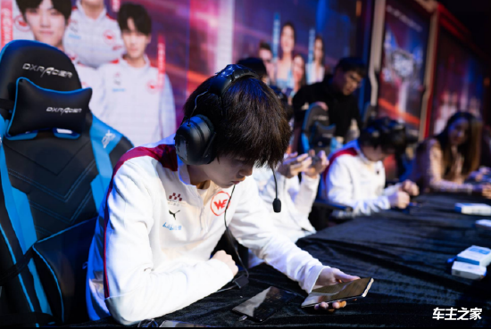 【前瞻】2025LPL春季赛 RW vs EDG，差距悬殊，EDG不会陷入连败