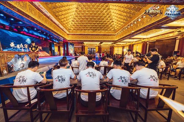 DRX 3-2 T1获得2022英雄联盟全球总决赛冠军，上单Kingen FMVP